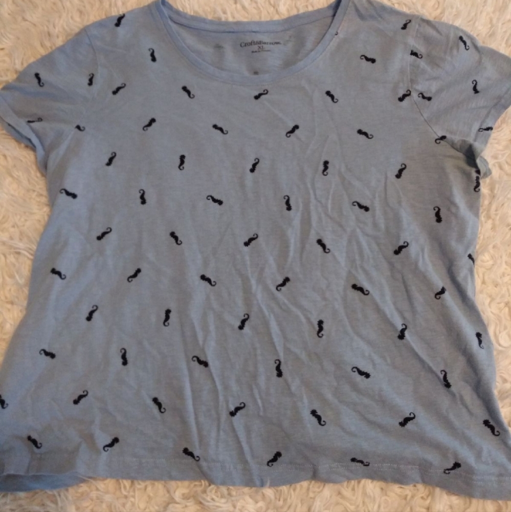 OFF TO GOODWILL 10/28 Blue seahorse top